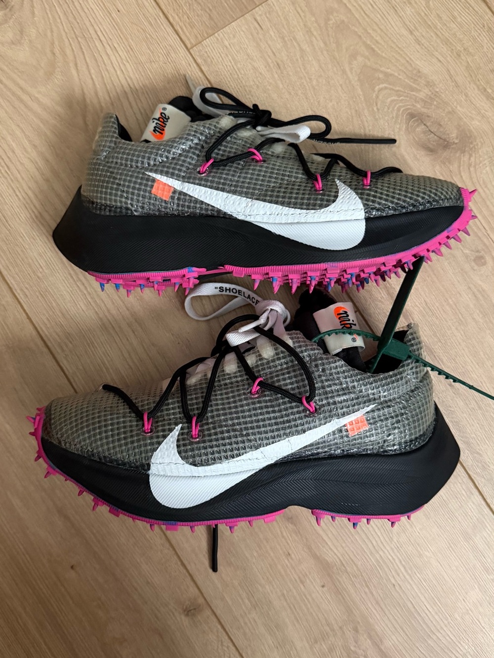 Nike x Off-White Vapor Street Black Laser Fuchsia CD8178-001 Women’s Size 6